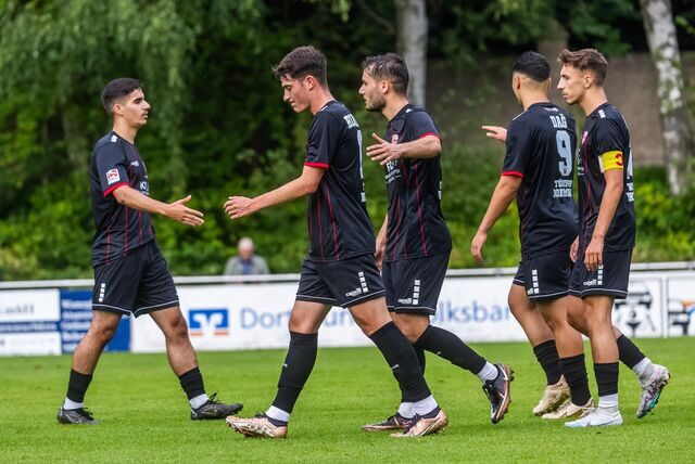 Türkspor Dortmund schlägt den Holzwickeder SC.