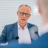 CDU-Vorsitzender Friedrich Merz im ZDF-Sommerinterview mit Theo Koll.