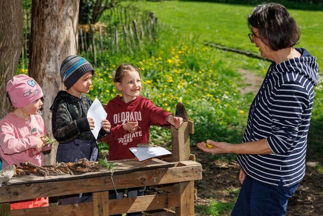 Alltag in einem Waldkindergarten: Auch in Dortmund werden die unterschiedlichsten Konzepte in der Kinderbetreuung realisiert.