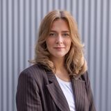 In ihrer regelmäßigen Kolumne schreibt Charlotte Schuster über Themen, die Singles beschäftigen.
