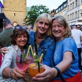 Besucher des Abendmarktes in Recklinghausen
