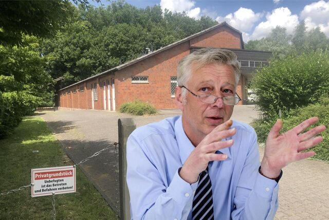 Norbert Höving, der Technische Beigeordnete der Stadt Recklinghausen, vor dem einstigen Netto-Markt
