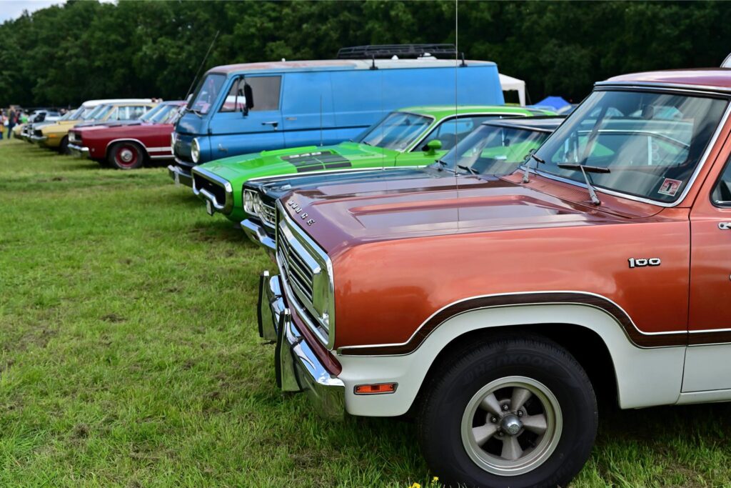Die Mopar Nationals 2023, Deutschlands größtes Treffen für Dodge, Plymouth und Chrysler Fahrzeuge bis Baujahr 1979 finden an diesem Wochenende am Bikertreff Vogel in Marl statt.