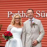 Silke (geborene Himmelmann) und Alfred Gaida haben im Parkbad Süd geheiratet.
