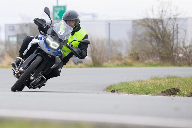 Bei Probefahrten prellt ein Motorradfreak (45) auch Privatverkäufer in Herten und Datteln um ihre Maschinen. Jetzt steht der Mann in Bochum vor Gericht (Symbolbild).