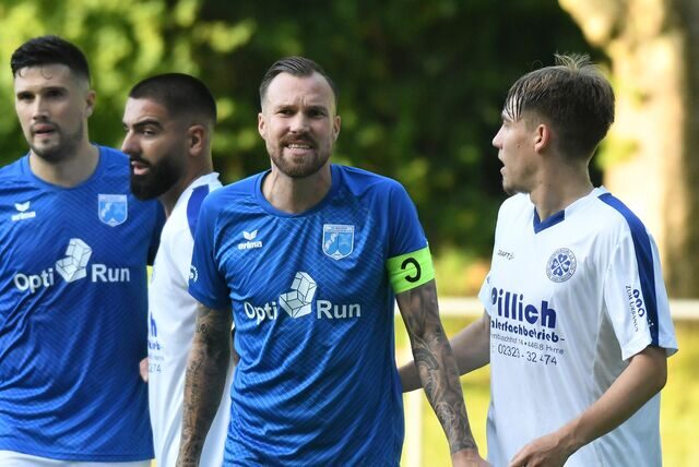 Am ersten Westfalenliga-Spieltag empfing der SV Wacker Obercastrop den Aufsteiger Spvg Horsthausen in der Erin-Kampfbahn.