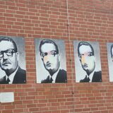 Bilder hängen an einer Wand im Salvador-Allende-Haus in Oer-Erkenschwick.