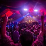 Das Dortmunder Oktoberfest findet in einem großen Festzelt im Revierpark Wischlingen statt.