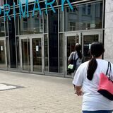 Am Samstag (19.8.) müssen Kunden von Primark in der Dortmunder Innenstadt Auswirkungen des Streiks im Einzelhandel in Kauf nehmen. Die Umkleiden in dem Geschäft sind geschlossen.