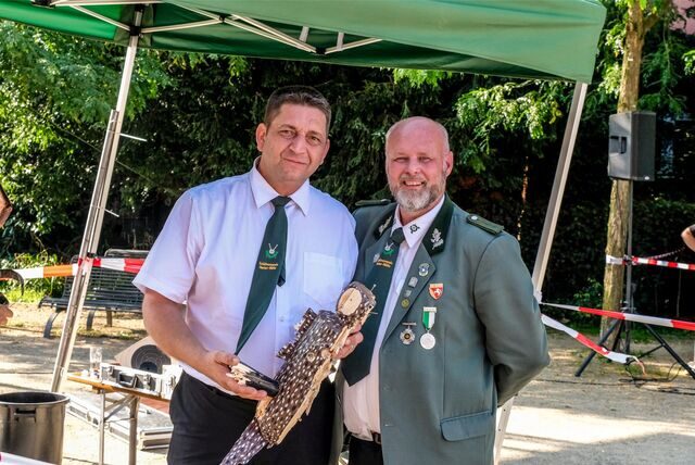 Markus Wiese und Dirk Dimanski posieren fürs Foto.