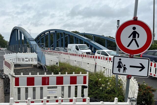 Ab Donnerstag soll der Verkehr auf der B224-Brücke in Dorsten wieder zweispurig in beide Richtungen rollen.