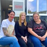 Yvonne, Denise und Tanja (v.l.) haben ein Jahr lang ihre Ausbildung zur Pflegeassistentin in Oer-Erkenschwick gemacht.