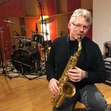 Ralf Ulinsky aus Dorsten spielt Saxophon.