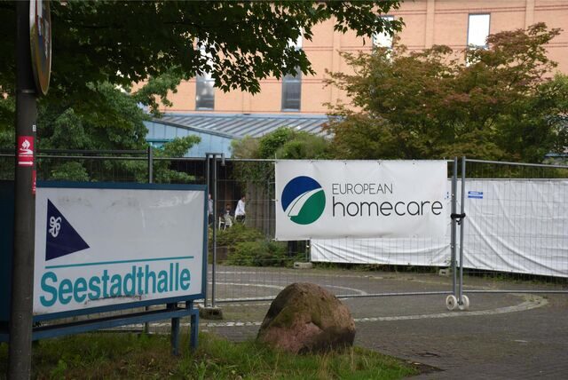Die Seestadthalle schließt als Notunterkunft zum Ende des Monats.