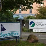 Die Seestadthalle schließt als Notunterkunft zum Ende des Monats.