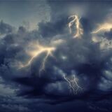 Der Deutsche Wetterdienst hat eine amtliche Warnung vor starkem Gewitter für Dortmund am 25. August 2023 herausgegeben.
