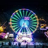 Das Riesenrad beim Waltroper Parkfest aus der Luft betrachtet.