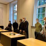 Blick in einen Gerichtssaal