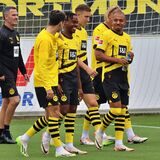 Giovanni Reyna im Gespräch mit Jamie Bynoe-Gittens und Donyell Malen.