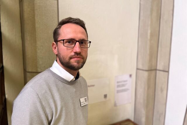Damian Steinhelfer von der Verwaltungsleitung der Grabeskirche Liebfrauen