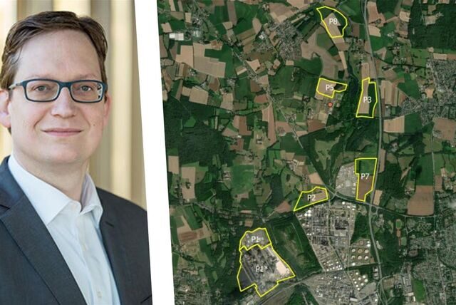 Arndt Feldmann erklärt, welche Flächen von Amprion für einen möglichen Konverter-Standort (rot markiert) untersucht werden.