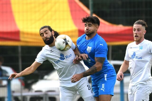 In einem vorgezogenen Spiel des vierten Westfalenliga-Spieltages zog Wacker Obercastrop deutlich mit 0:5 gegen den TuS Erndtebrück den Kürzeren.