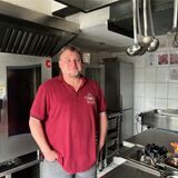 Elmar Bök in der Küche des Brauhauses Rütershoff