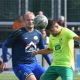 Durch einen deutlichen 7:0-Sieg gegen DJK Wattenscheid bleibt die Spvg Schwerin dem unangefochtenen Bezirksliga-Spitzenreiter Westfalia Huckarde auf den Fersen.
