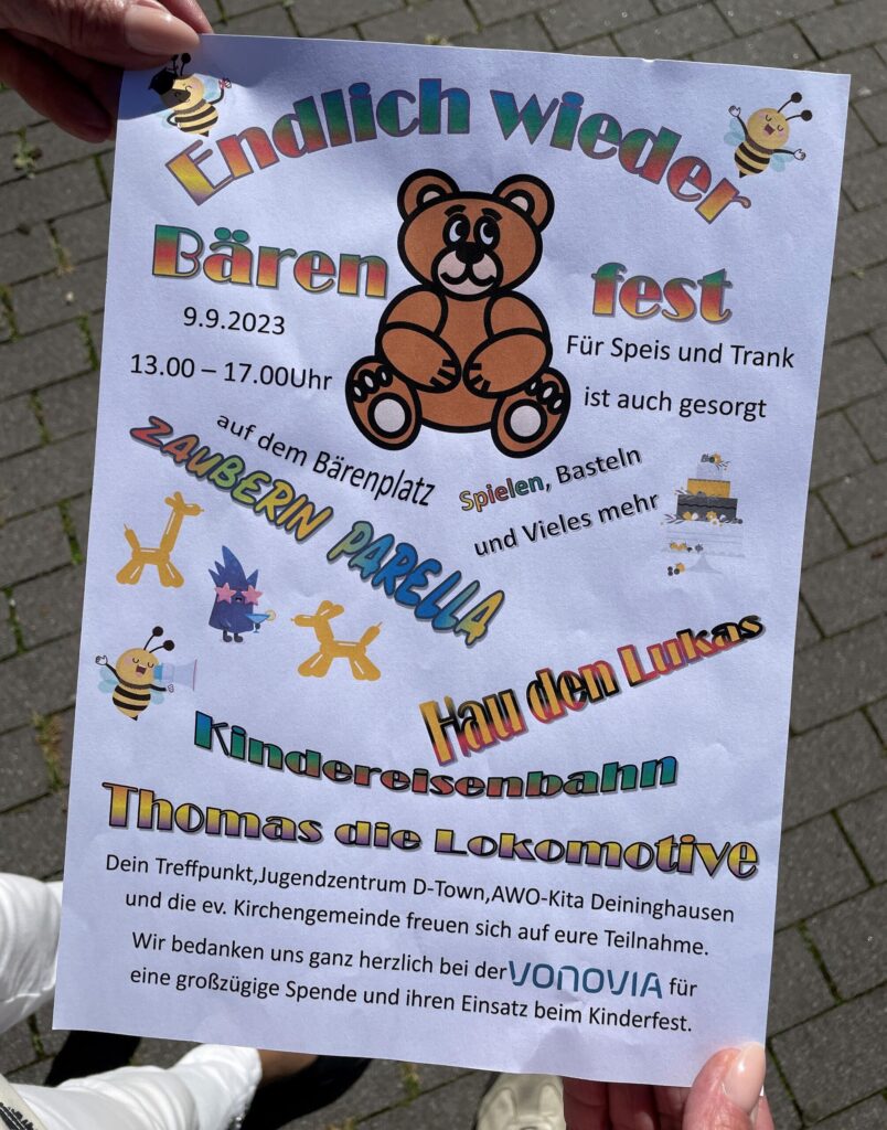 Mit diesem Plakat wirbt der Dein Treff fürs Bärenfest 2023.