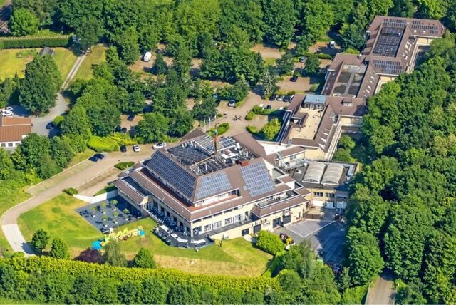 Das Land NRW stellt die Verhandlungen mit der Hotelkette Van der Valk über eine Flüchtlingsunterkunft in dem Gladbecker Hotel am Rande des Naherholungsgebietes Wittringen ein.