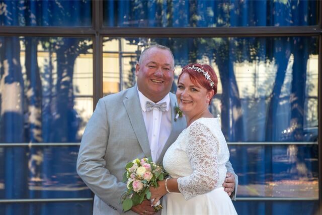 Nicole (geborene Müller) und Karsten Hager heirateten am Europaplatz und feierten zwischen Europa- und Stadthalle.