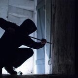 Nach mutwilligen Zerstörungen in zwei Herner Schulen ist ein 15-Jähriger verurteilt worden. (Symbolbild)