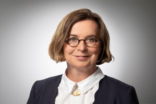 Susanne Minten, Geschäftsführerin der KERN Katholische Einrichtungen Ruhrgebiet Nord GmbH