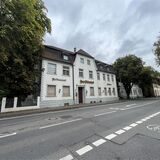 Haus Bladenhorst steht seit Jahren leer. Es wäre gut, wenn sich nördlich des Hauptbahnhofes etwas tun würde, um den Bereich aufzuwerten. Die Pläne klingen gut.