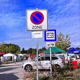 Ein Parkverbotsschild am P&R-Parkplatz am Treffpunkt Altstadt