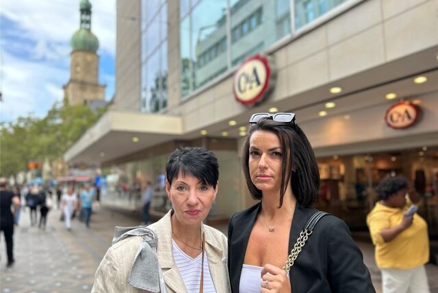 Angelika (64) und Nadine (36) Schäfer äußerten sich in unserer Videoumfrage zum C&A-Abschied vom Ostenhellweg