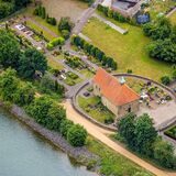 Luftaufnahme von der Kapelle am Kanalufer in Hamm-Bossendorf in Haltern.