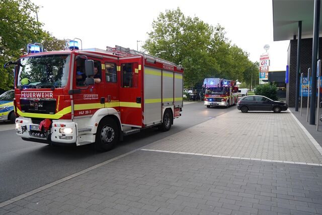 Die Feuerwehr war bei einer Aldi-Filiale im Einsatz.