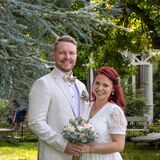 Sarah (geborene Block) und Fabian Koch wollten eigentlich bereits im Juli heiraten. Doch dann mussten sie die Hochzeit in den September verschieben.