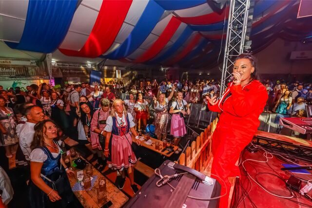 Das Dortmunder Oktoberfest ging am Samstag in die zweite Runde. Wir zeigen die besten Bilder.