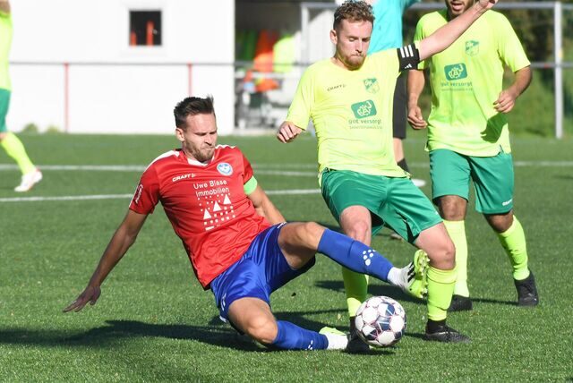 Der FC Castrop-Rauxel scheiterte eigentlich an der Veredelung der eigenen Angriffe. Nach 90 Minuten hieß es dennoch 3:0 (1:0) gegen DJK Wattenscheid.