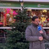 Der Castrop-Rauxeler Bürgermeister Rajko Kravanja bei der Eröffnung des Weihnachtsmarktes in der Altstadt im Jahr 2021.