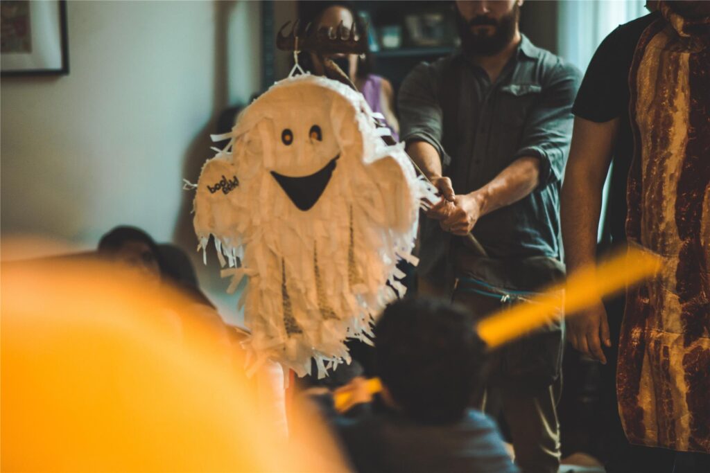 gebastelte geister laterne zu halloween