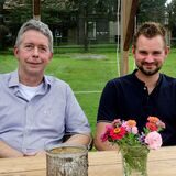 Kreislandwirt Georg Schulte Althoff (l.) und Landwirt Jan Bromenne aus Lippramsdorf.