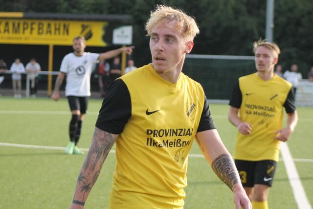 Yannick Büscher traf gegen den SV Frömern und gewann mit seinem SV Langschede das Derby.