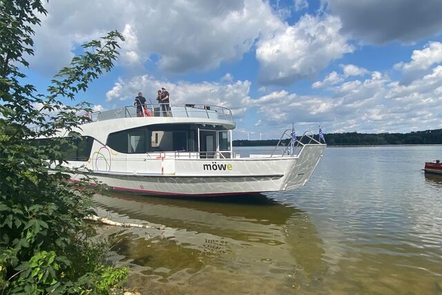 Das Elektro-Fahrgastschiff Möwe