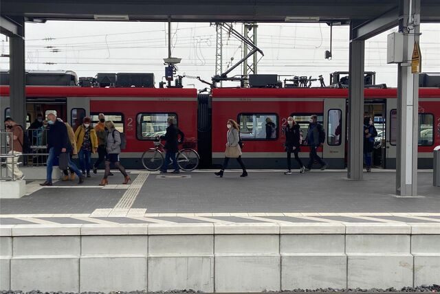 Bauarbeiten stören den Bahnverkehr in Haltern im Oktober.