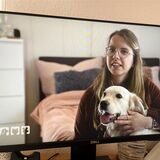 Rabea Schäing und ihr Assistenzhund Hope waren Teil der Fernsehsendung „Hund Katze Maus“.