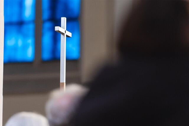 Kreuz in einer Kirche