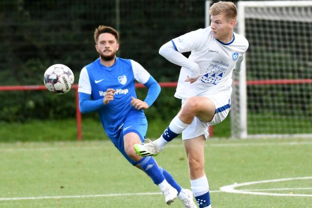 Bezirksliga-Schlusslicht FC Frohlinde kam im Castrop-Rauxeler Derby des zehnten Spieltages nach einem 0:1 zu einem 1:1 beim FC Castrop-Rauxel.